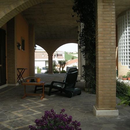 Bed And Breakfast San Martino Castignano Екстериор снимка