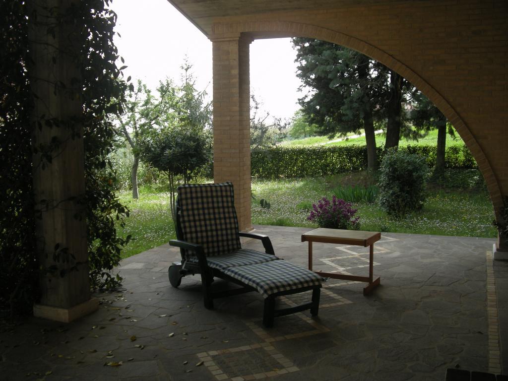 Bed And Breakfast San Martino Castignano Екстериор снимка